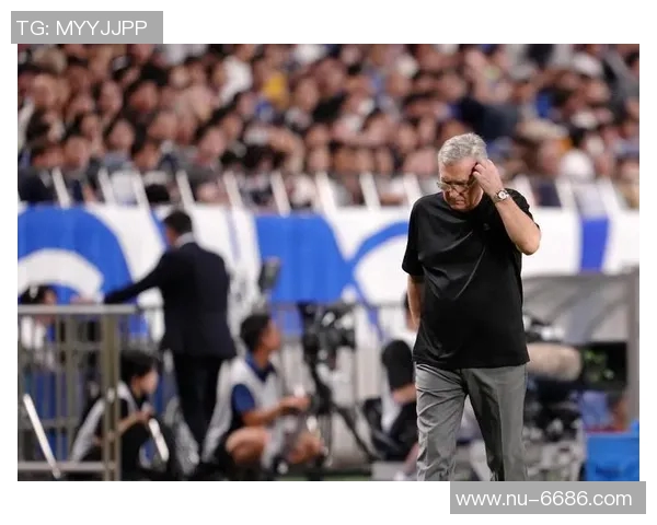 国足球星怒斥国足教练不适合带队引发球迷热议 国足球星怒斥国足教练不适合带队引发球迷热议